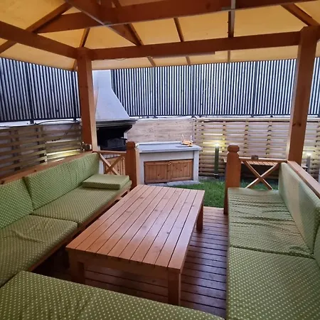 In Evargreen Complex With Terrace Apartment *