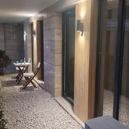 Apartment In Evargreen Complex With Terrace